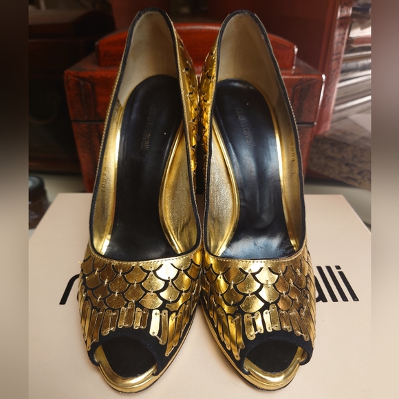 Showstopping Gold Black Suede ROBERTO CAVALLI Peeptoe Metallic Stiletto Pump 39 - Picture 2 of 10